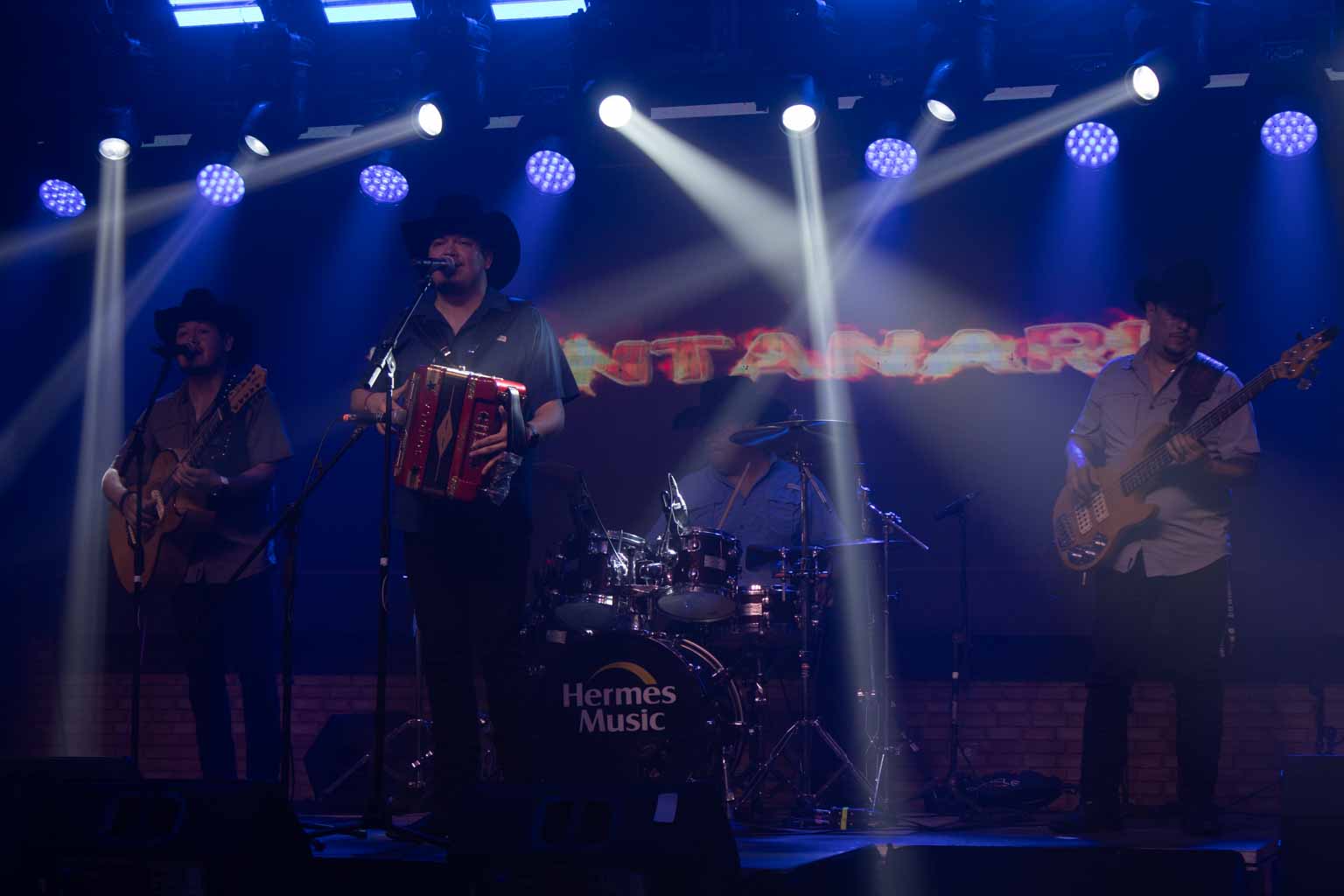 APS Pop Up Event_-03.jpg__PID:676f008c-c664-479e-b00b-073f463553df