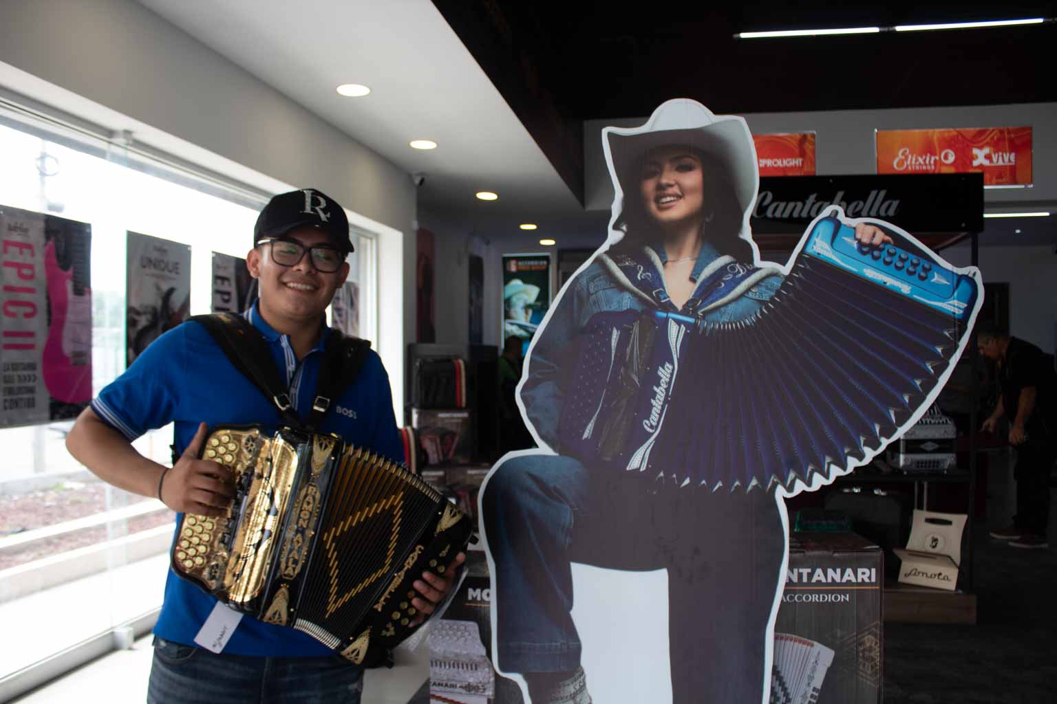 APS Pop Up Event_-11.jpg__PID:f00b073f-4635-43df-b1a8-8ebd449dfa60