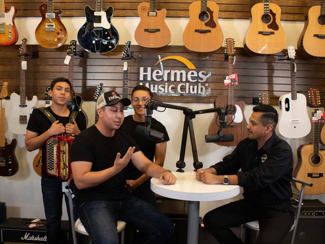 APS Pop Up Event_-17.jpg__PID:53df31a8-8ebd-449d-ba60-ee1774b1e838