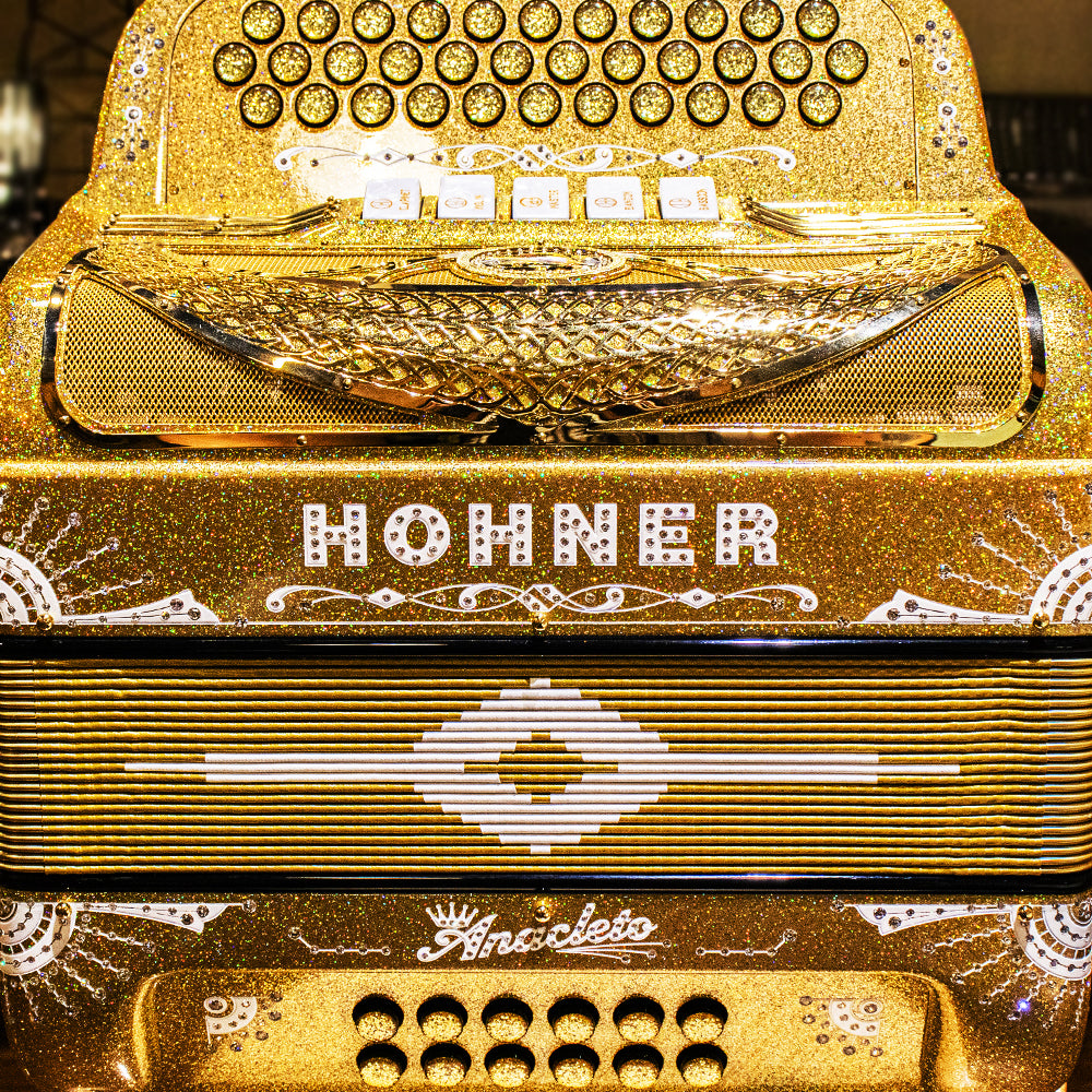 Anacleto Rey del Norte 5 Switches FBE Compact Holographic Gold-accordion-Anacleto- Hermes Music