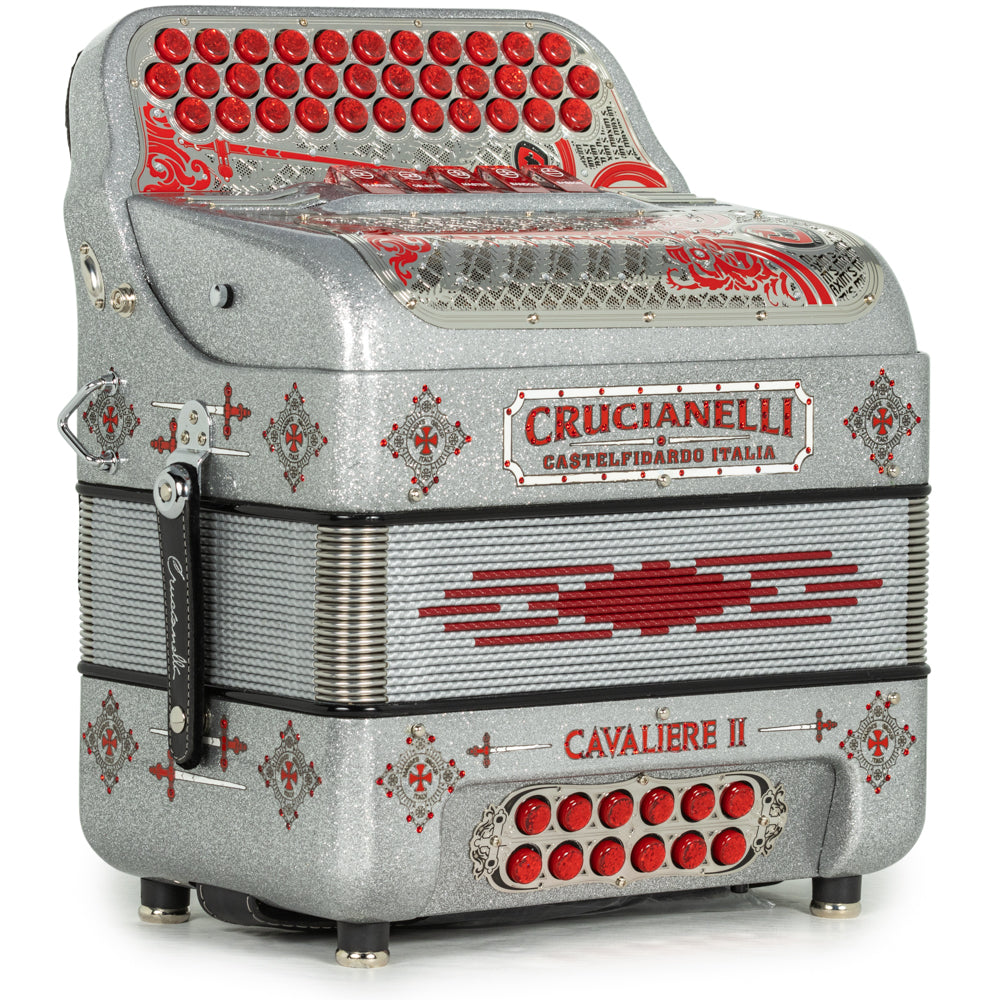 Acordeón Crucianelli Cavaliere II Ultra Compacto 5 Registros Mi Brillo Plateado Rojo