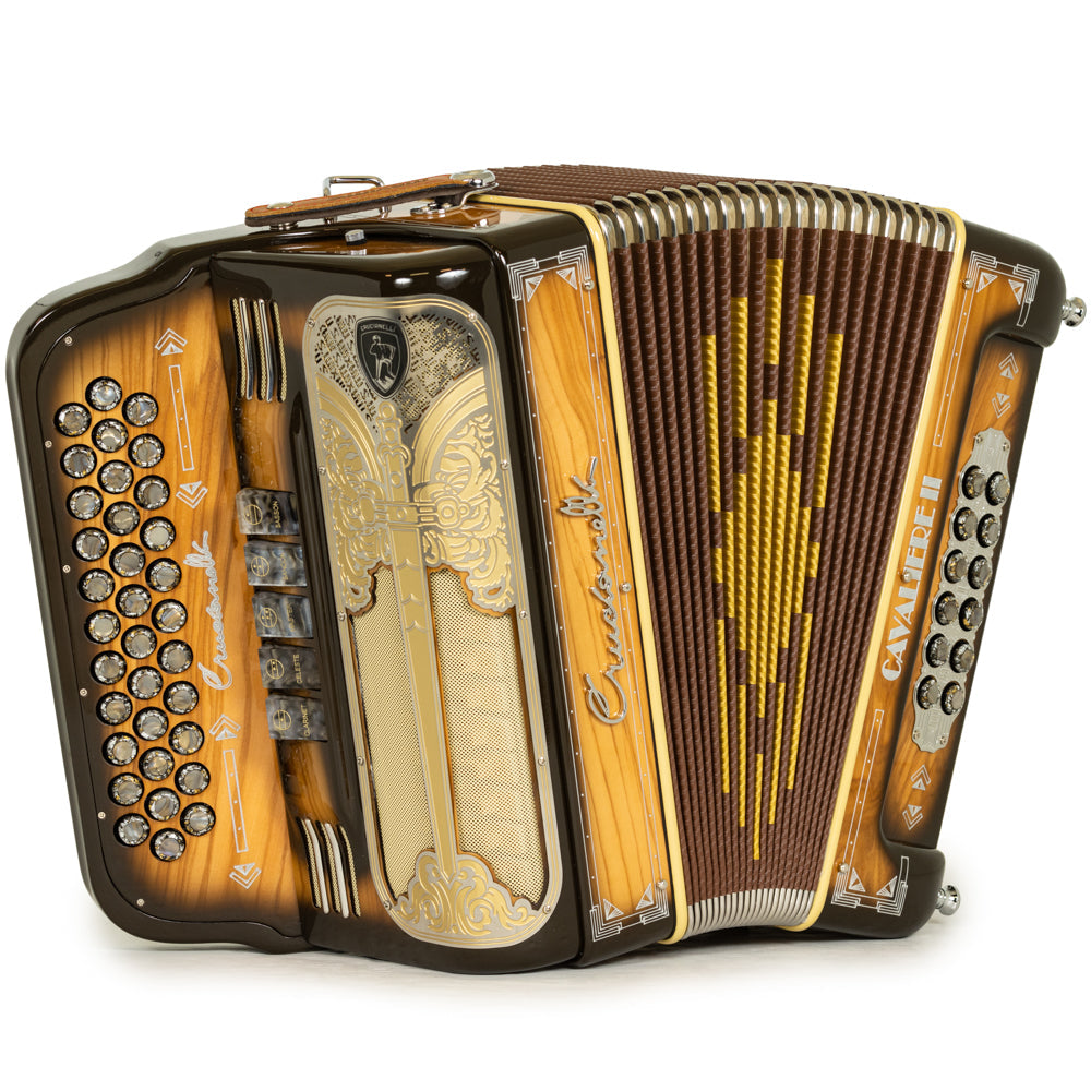 Crucianelli Cavaliere II Acordeón 5 Registros Mi in Madera Pulida y Plata