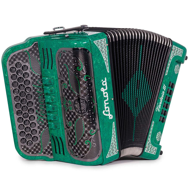 Sonola Venezia III Acordeón 6 Registros FA/SOL Celuloide con Ondas Verdes y Accesorios Plateados